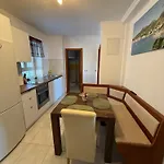 Dream Beloc House Island 洛帕德