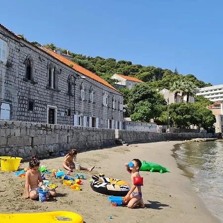 Dream Beloc House Island דירה