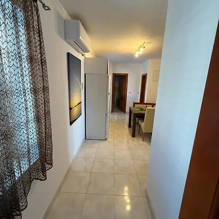 Dream Beloc House Island דירה